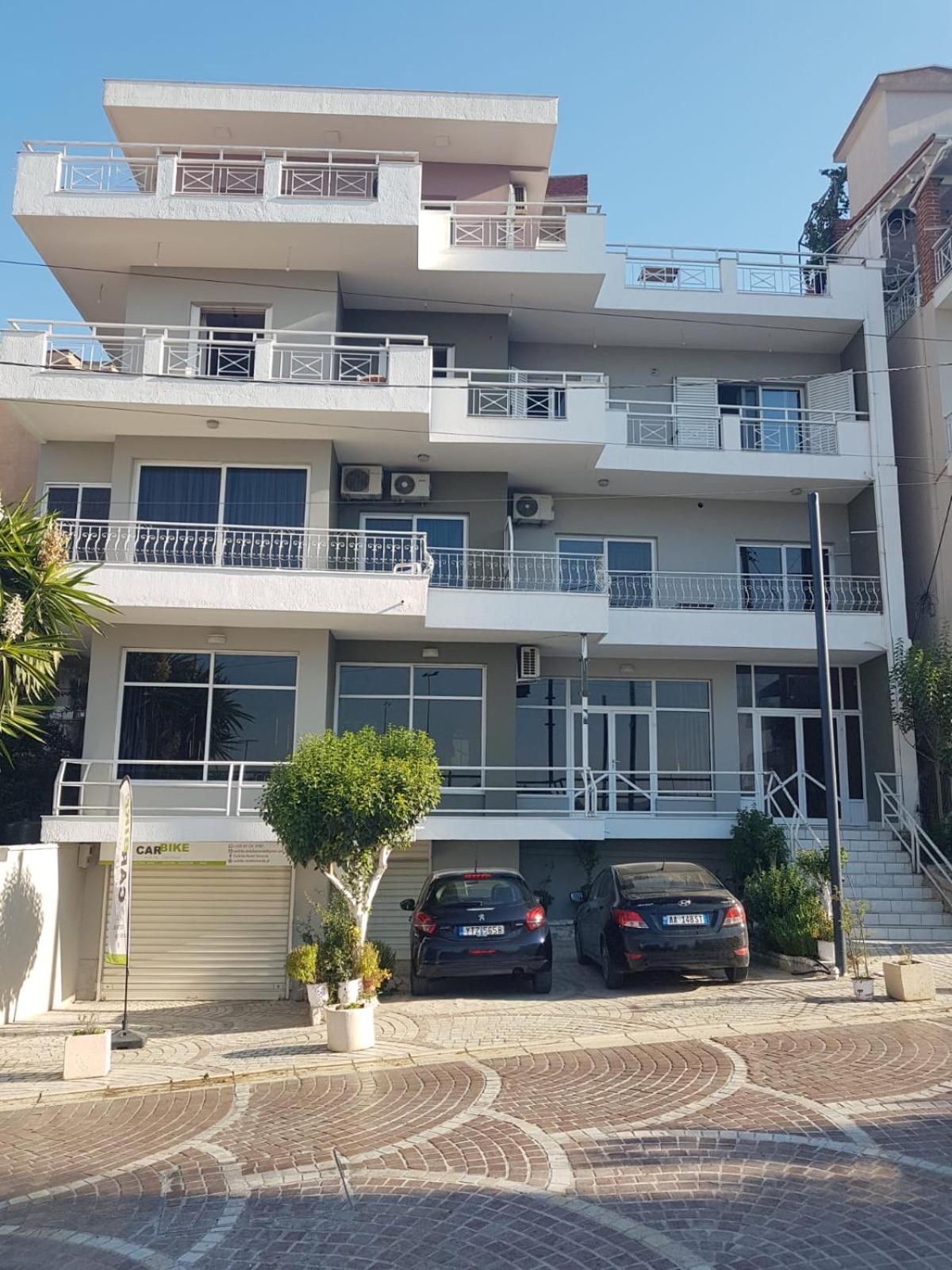 Olivias Apartments City Center Саранда Экстерьер фото